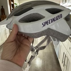 Women’s Helmet 