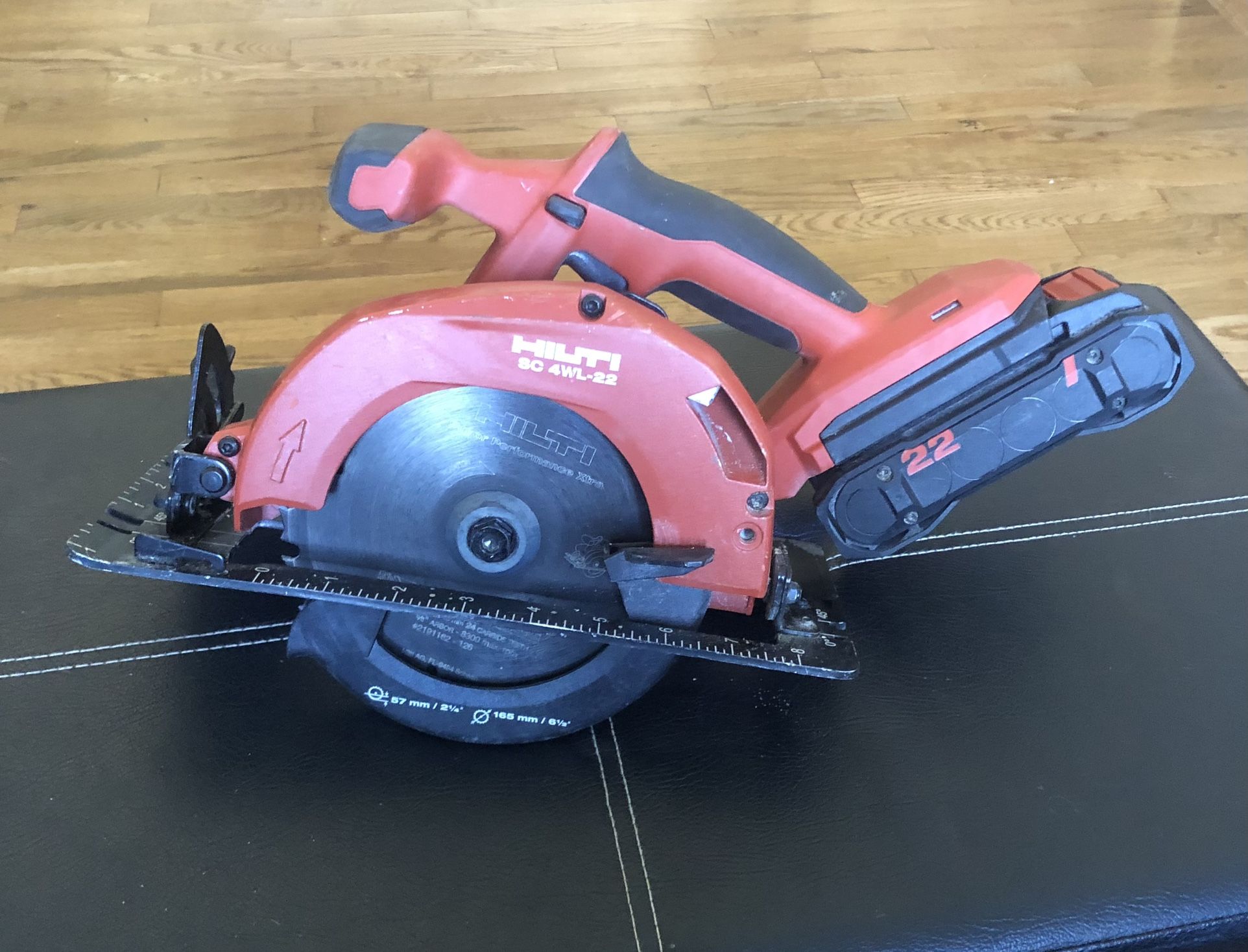 Hilti 22-Volt NURON SC 4WL Lithium-Ion Cordless Brushless Circular Saw 