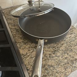 Farberware Fry Pan with Lid