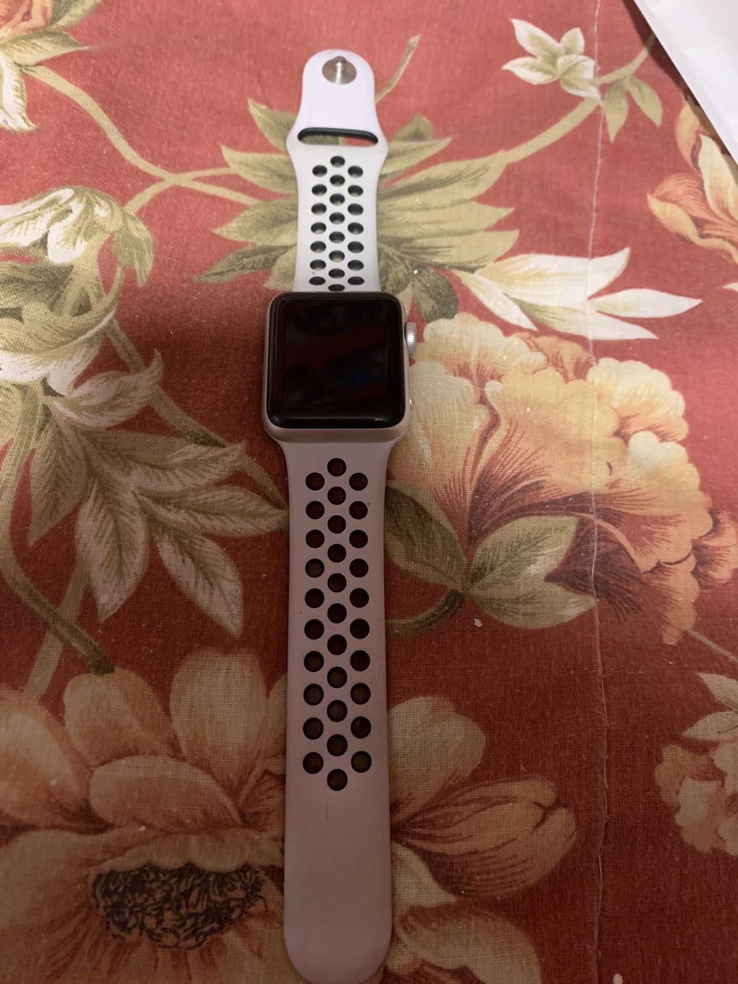 Apple Watch series 3 Nike