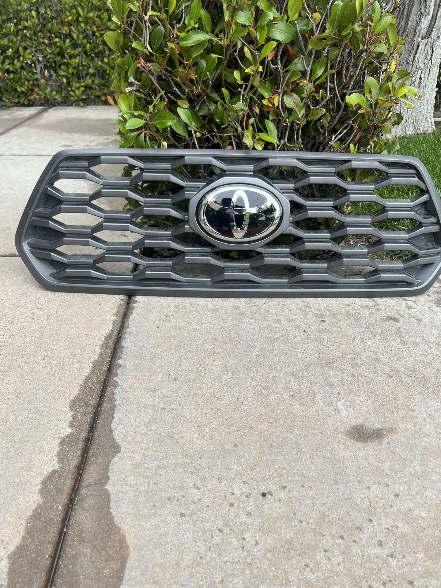 Toyota Tacoma Front Grill 2016-2023