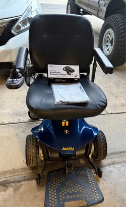Jazzy Elite ES power wheelchair