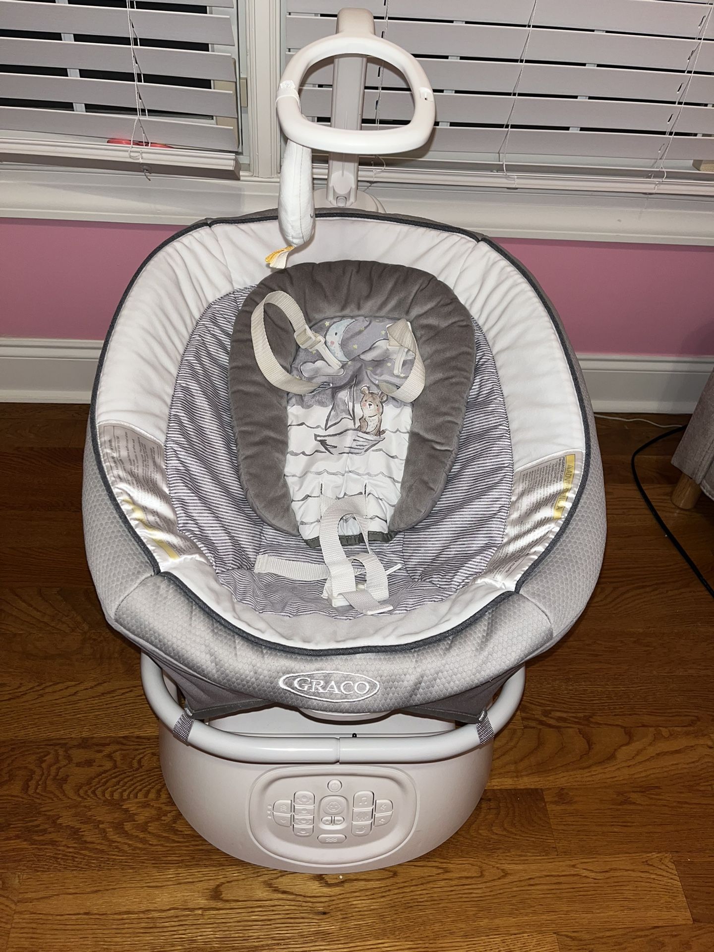 GRACO Sense2Soothe 2-in-1 Baby Swing and Portable Rocker with Cry Detection Technology