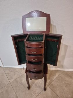 Floor Standing Jewelry/Accessories Organizer
