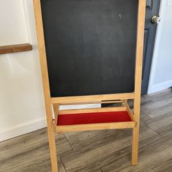 Kids Double Sided Easel Chalkboard & Whiteboard
