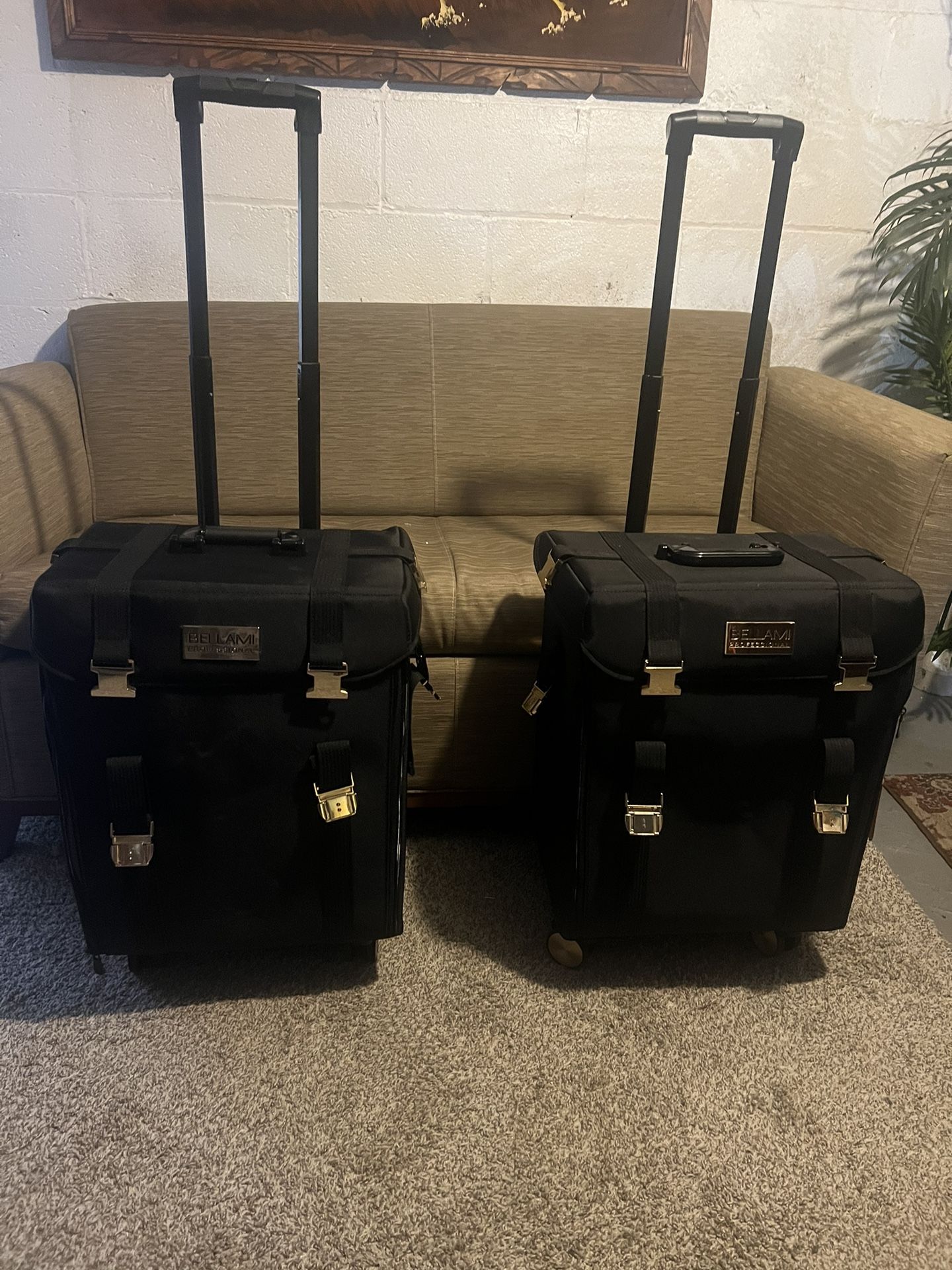 Manicure / Pedicure Organizer suit case on wheels Pick Up Only