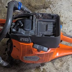 Husqvarna / Partner K750 Cutoff/Concrete Saw With Broken Arm