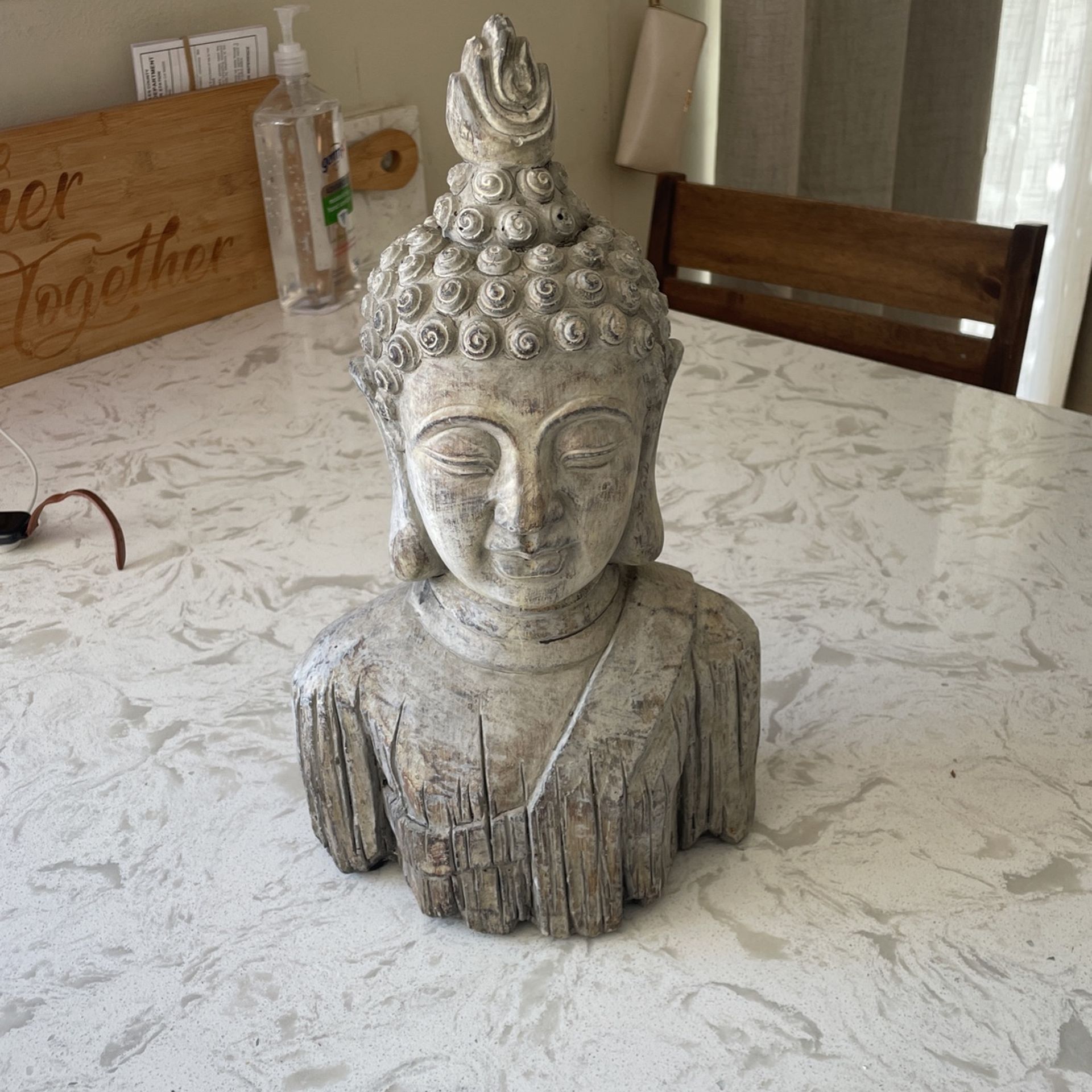 Statue