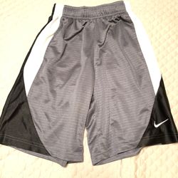 Nike Shorts - Boys