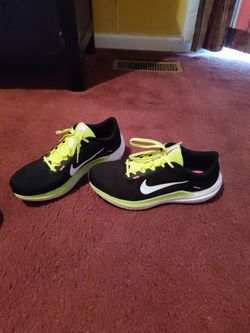 Men's Nike winflo 10.5