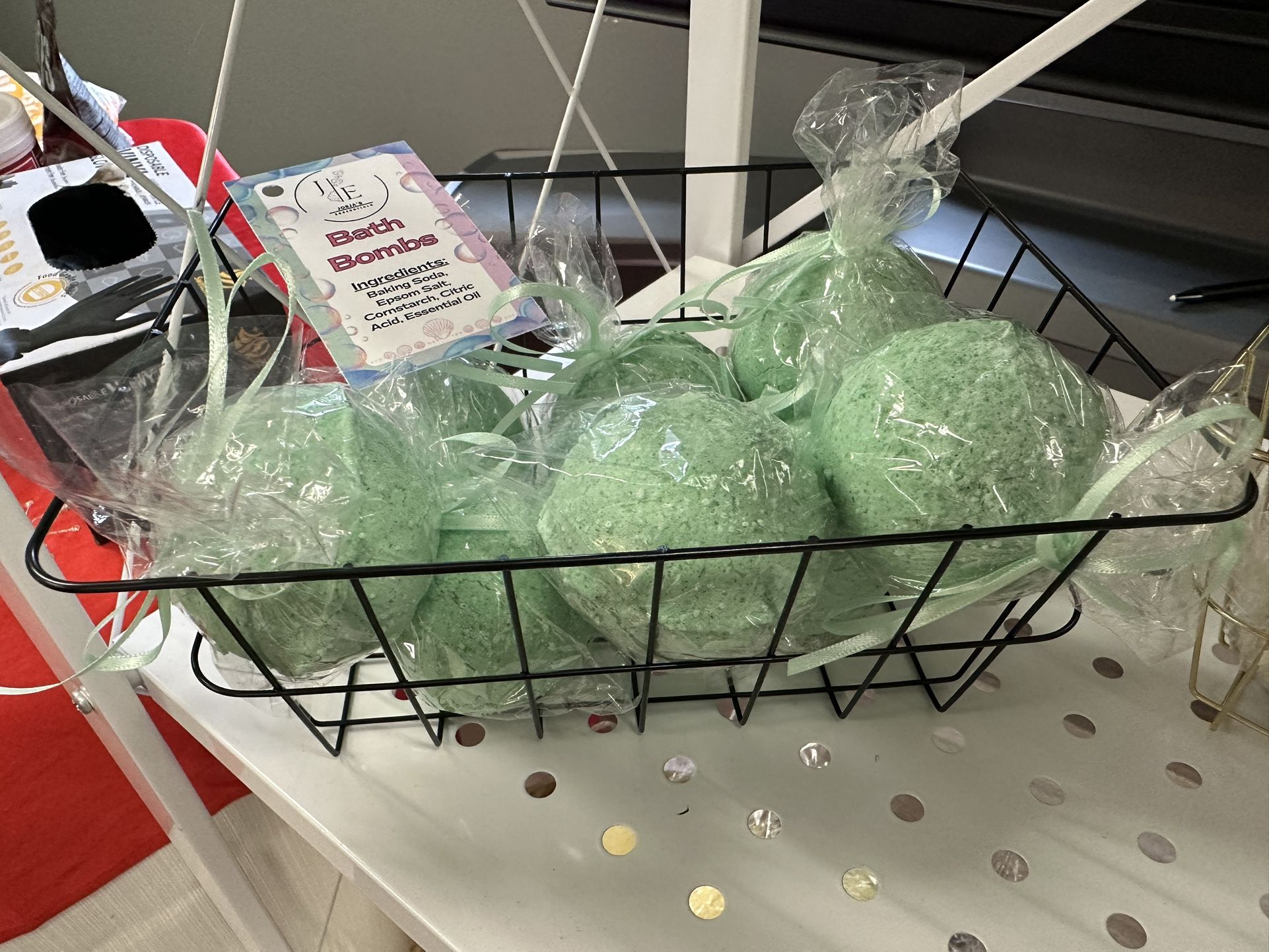 Homemade Bath Bomb and Shower Steamers