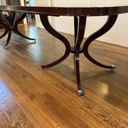 Rosenau Dining Table 