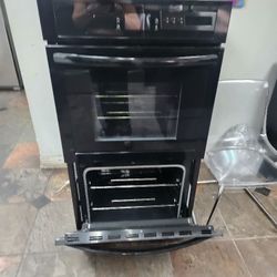 DOUBLE OVEN BRAND NEW GE