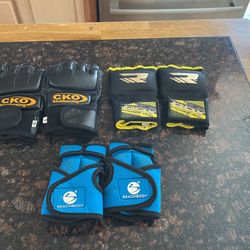 Boxing,  Kickboxing Gloves/handwraps