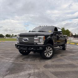FORD F-350 PLATINUM 2018