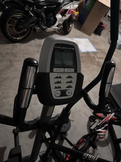 gold gym elliptical