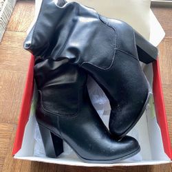 Women’s Black Boots 