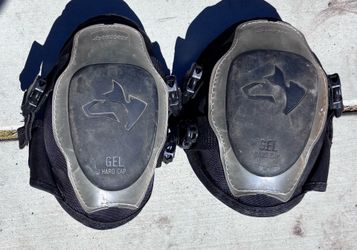 Husky Gel Hard Cap Construction Work Knee Pads