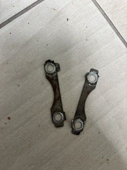 Mini bike rear center wheel brackets