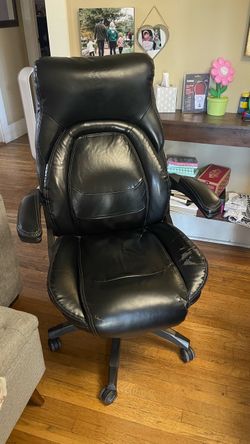 Black faux-leather desk chair, Lazy Boy