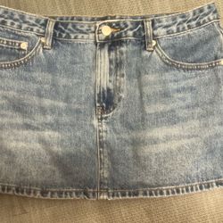 $3 Short Denim Jean Skirt Size 10