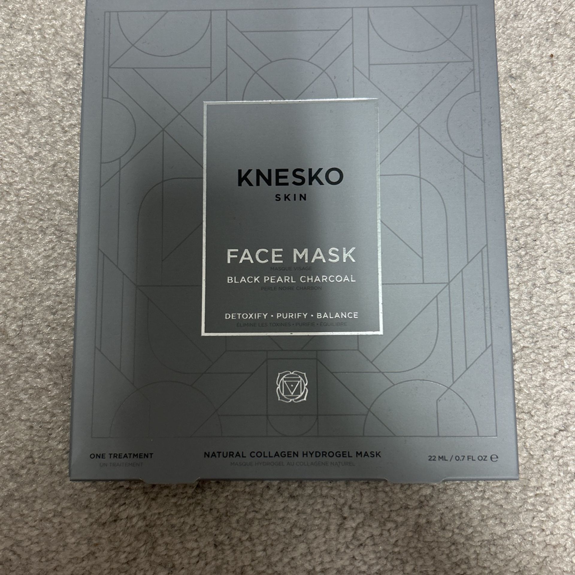 knesko skin face mask