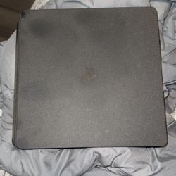 PS4 Slim