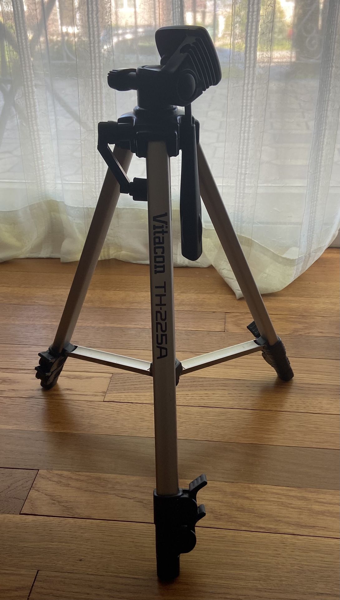 Vitacom Tripod With Canon Camera Bag