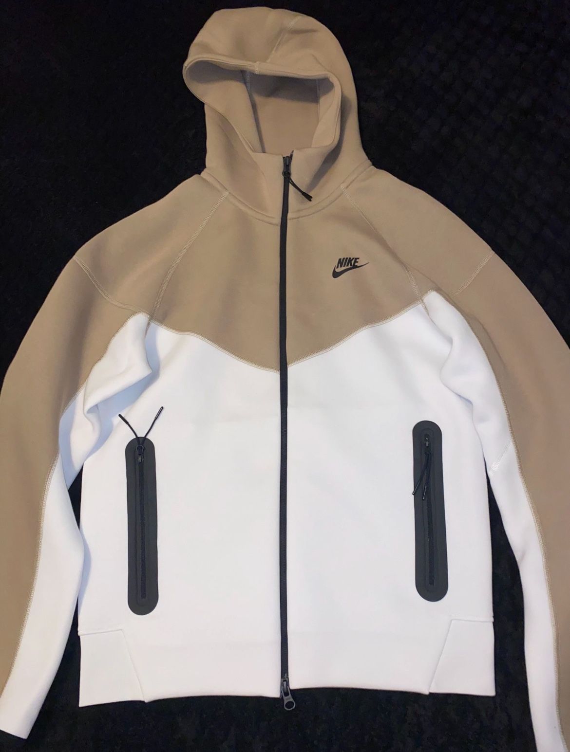 Nike Tech Jacket And Pants