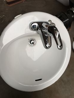 Ceramic sink