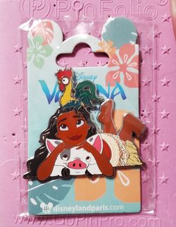 Disneyland Paris 2023 Moana Pua Hei Hei pin
