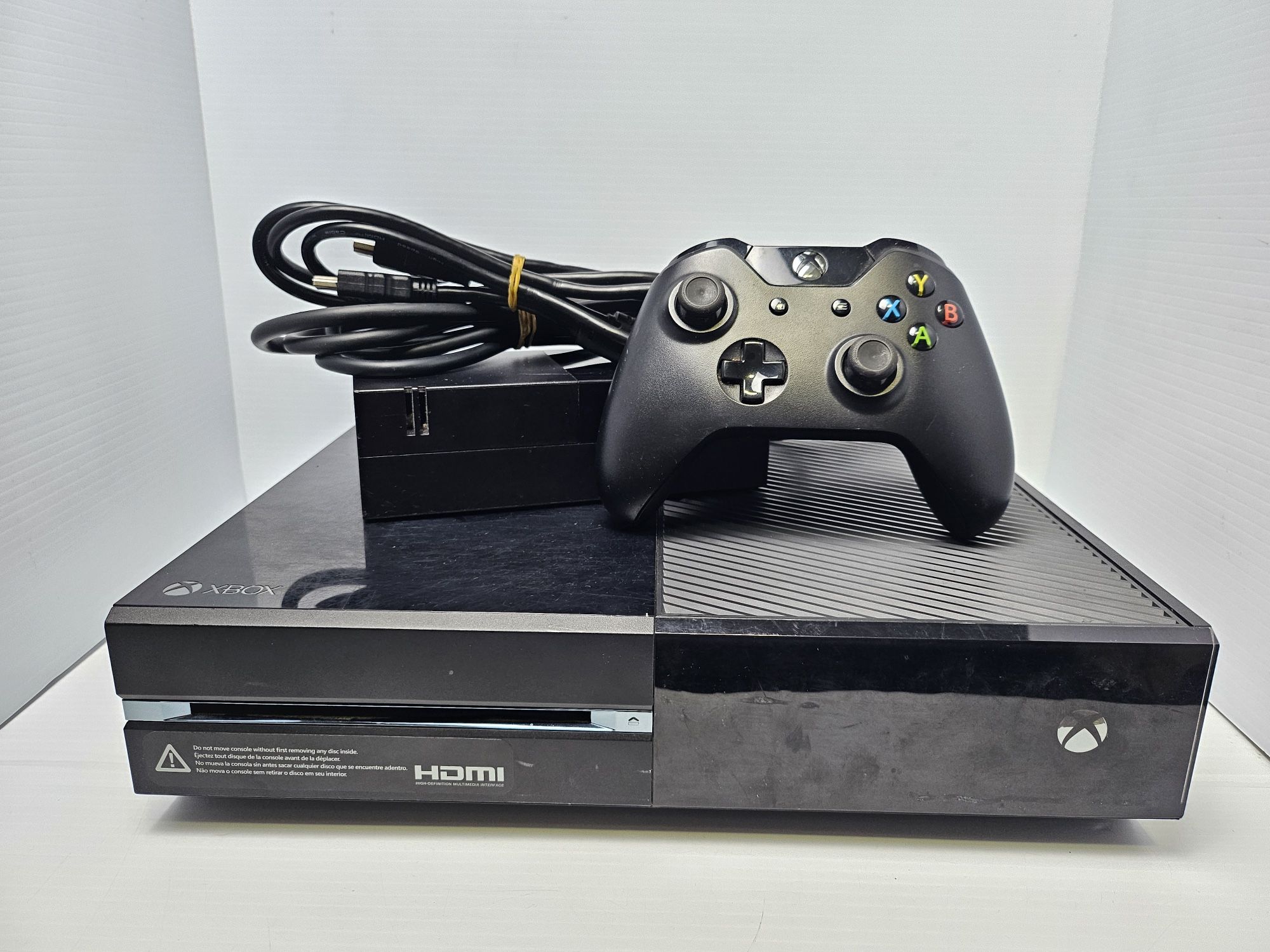 Microsoft Xbox One Console Bundle 500GB Complete
