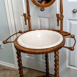 Pitcher & Bowl Stand 