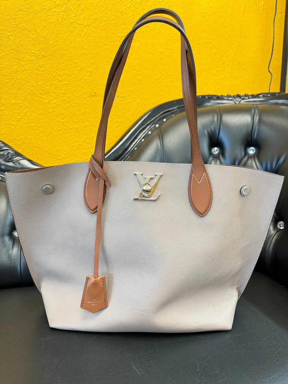 Louis Vuitton Beige/Brown Leather Lockme Go Tote Bag