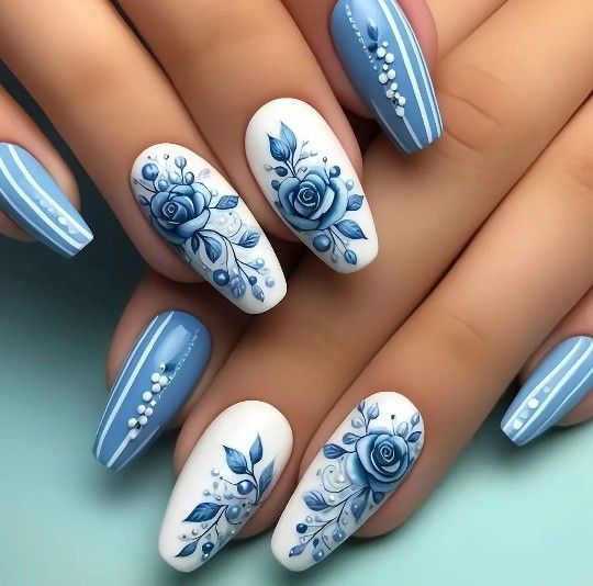 24-pcs. Blue Floral Long Press-On Nails