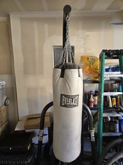 punching bag with stand PRICE IS FIRM