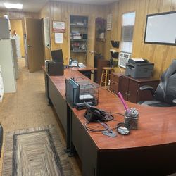 Office Furniture - Closing Business Sale