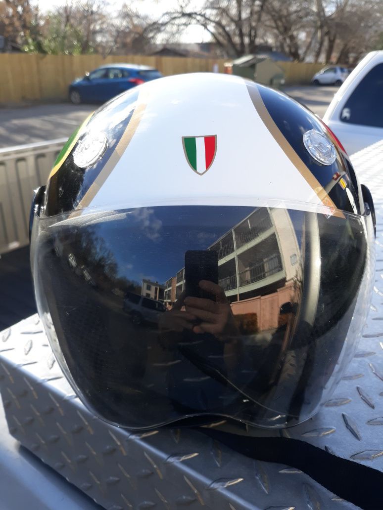 HCI Italian look motorcycle helmet