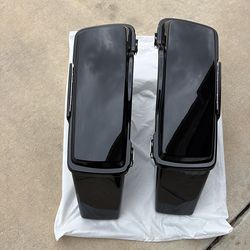 Harley Davidson OEM saddle bags