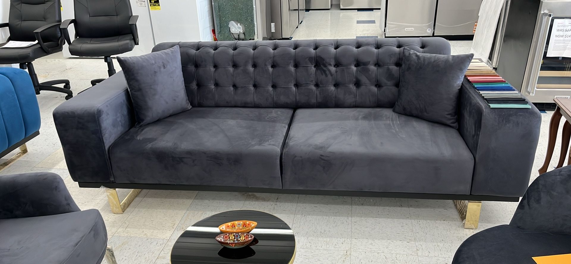 New Velvet Chesterfield Convertible Futon Sofa Bed Living Room Luxury