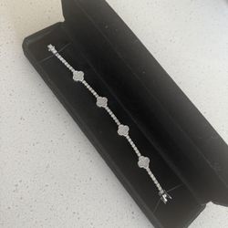Clover  Bracelet 