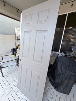6-Panel Interior sliding closet Doors x4