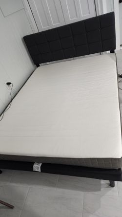 Moving sale - queen bed and mattress