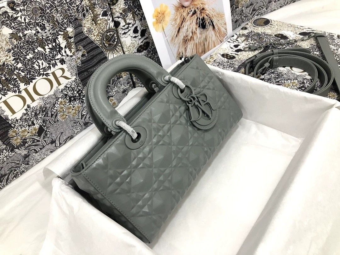Lady D-Joy Horizontal Rectangular Diamond Handbag Grey
