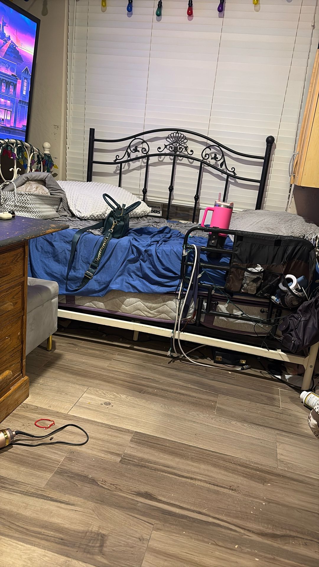 Twin Bed With Frame