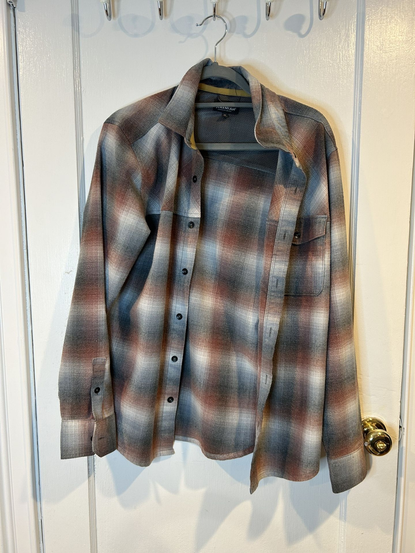 Jeremiah American Legacy Flannel – Medium – Warm & Stylish – Hawthorne NJ