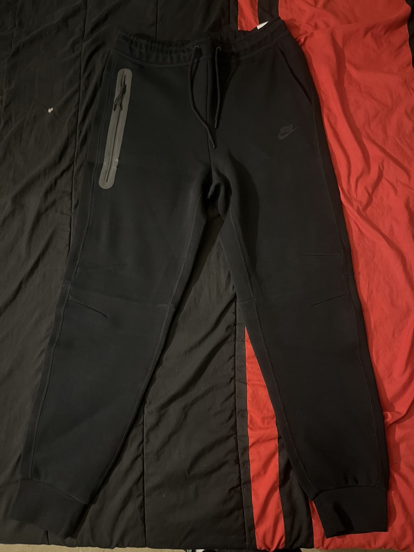 Black Nike Tech Pants