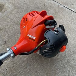 Echo Gas Weed Trimmer  New Condition 