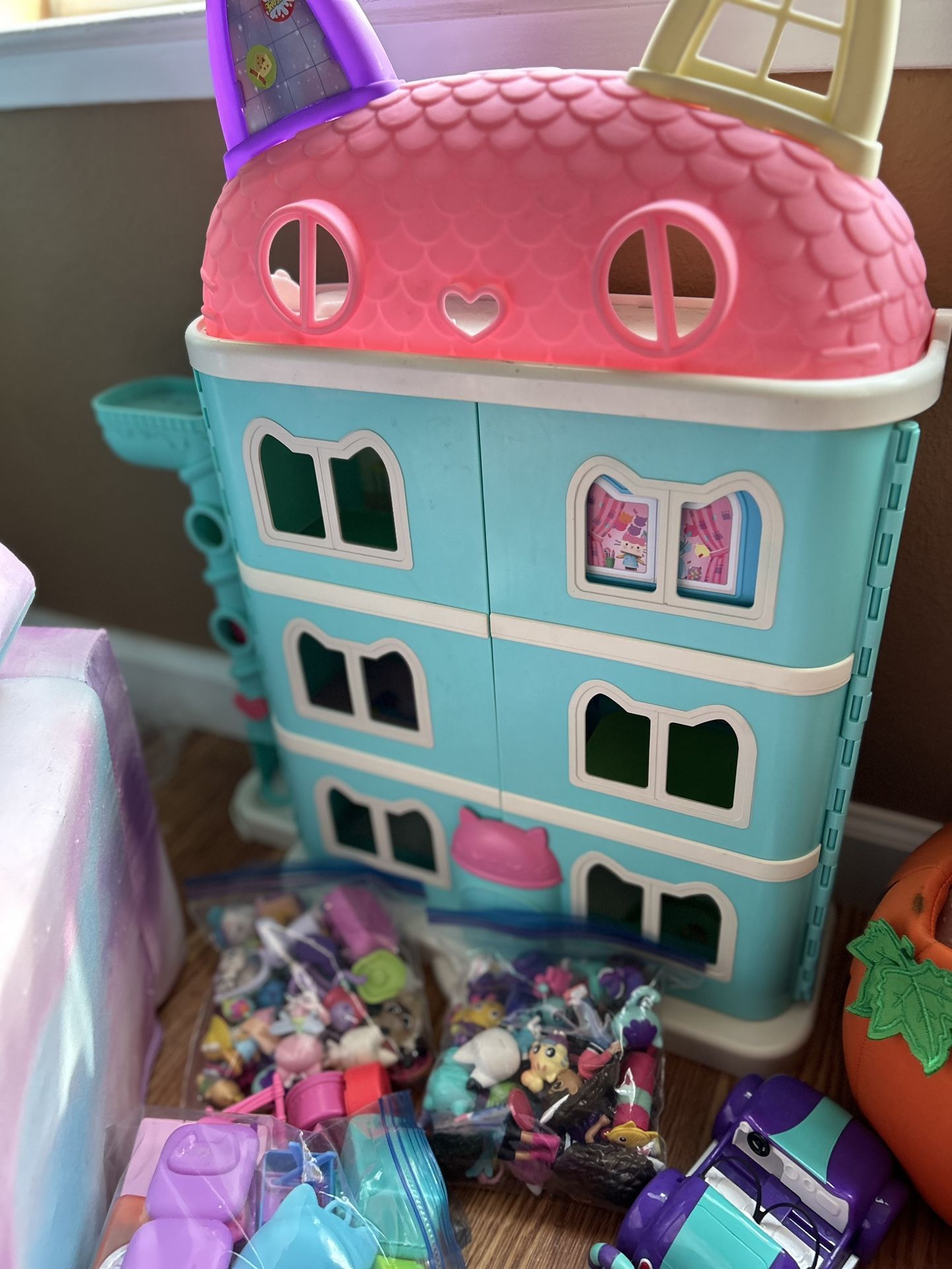 Gabbys Doll House And More 