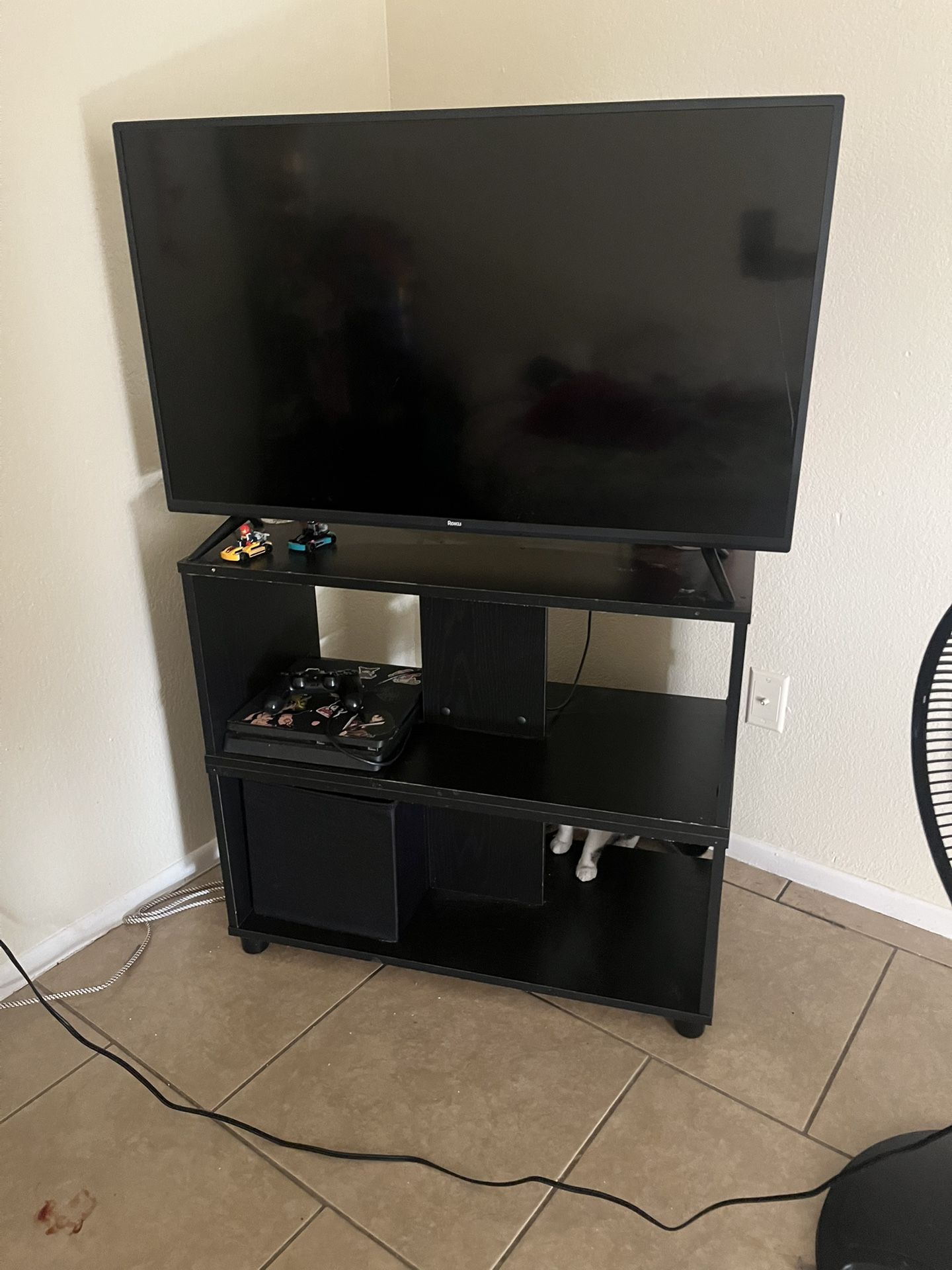 Tv stand